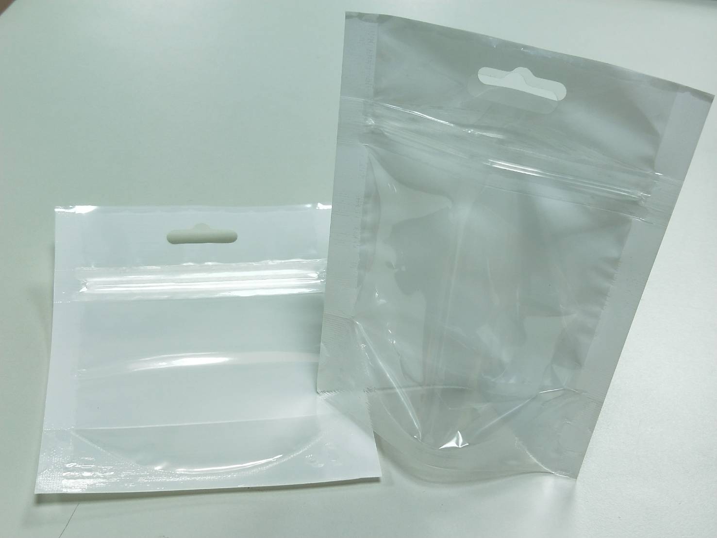 蝴蝶吊孔夾鍊立袋