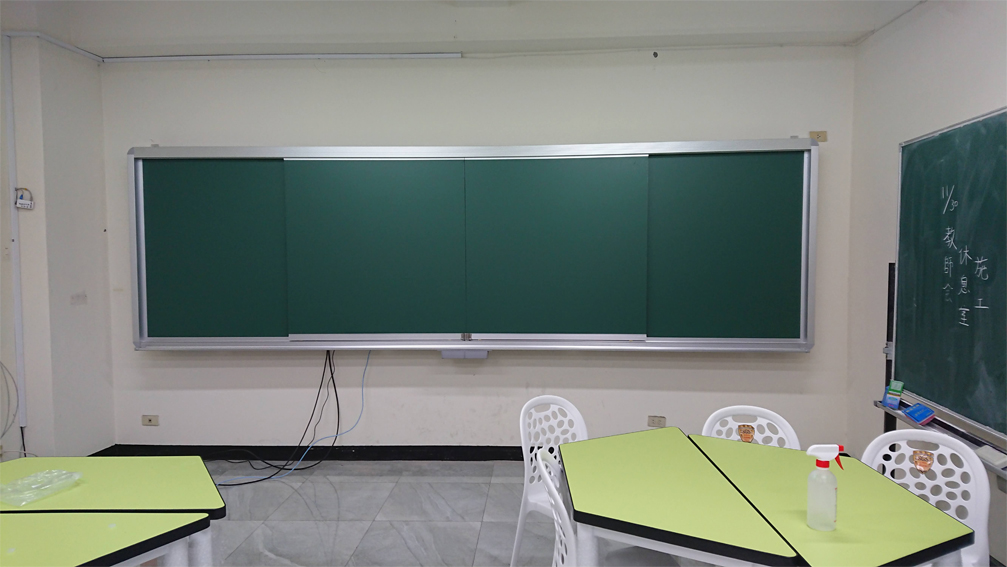 無邊框開閉式綠板崁大型觸控顯示器