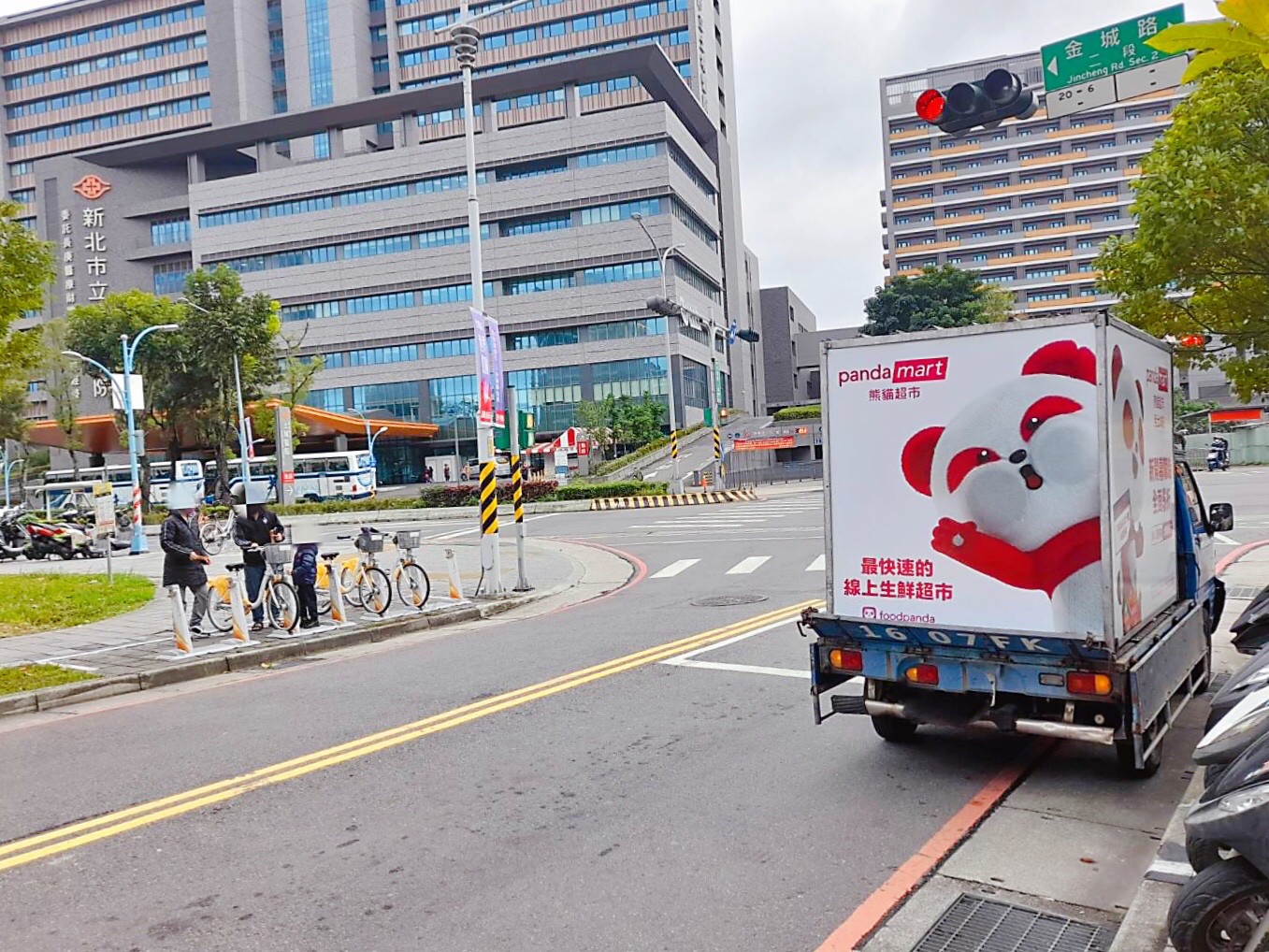 廣告車出租l宣傳車企劃租用l廣告錄音l派報夾報l開幕l生日l特賣會