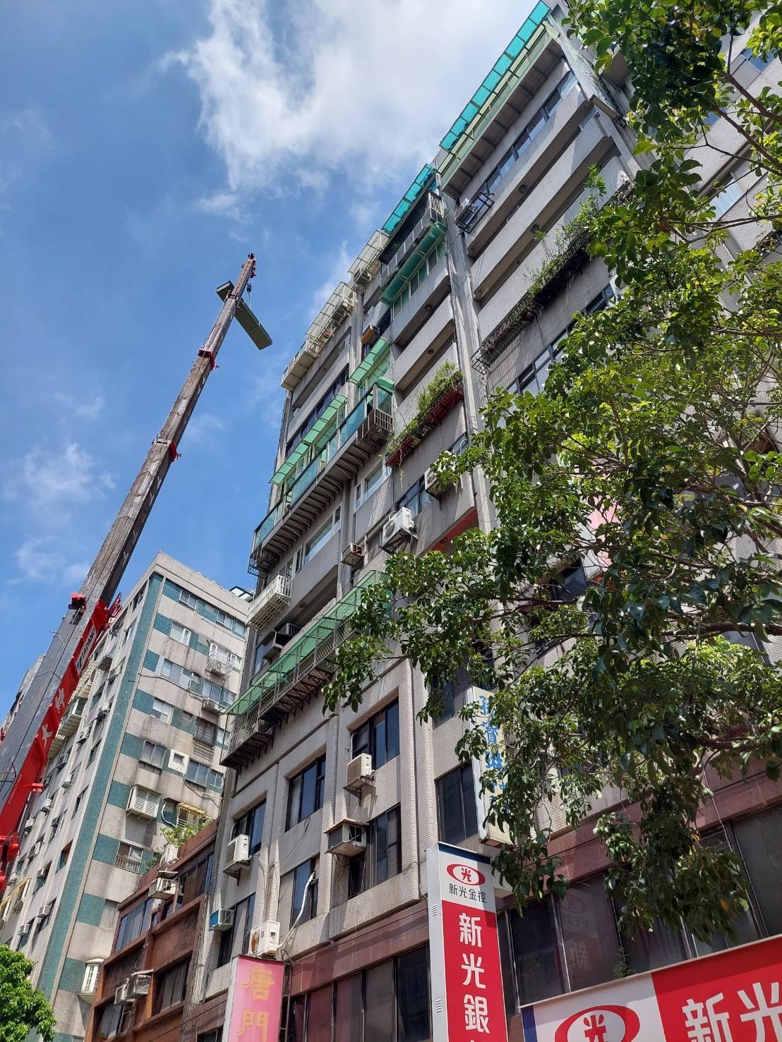 鐵皮屋頂施工作業