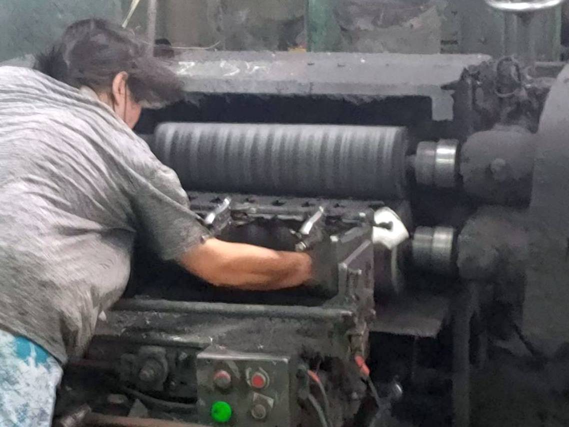 金屬五金精密拋光研磨