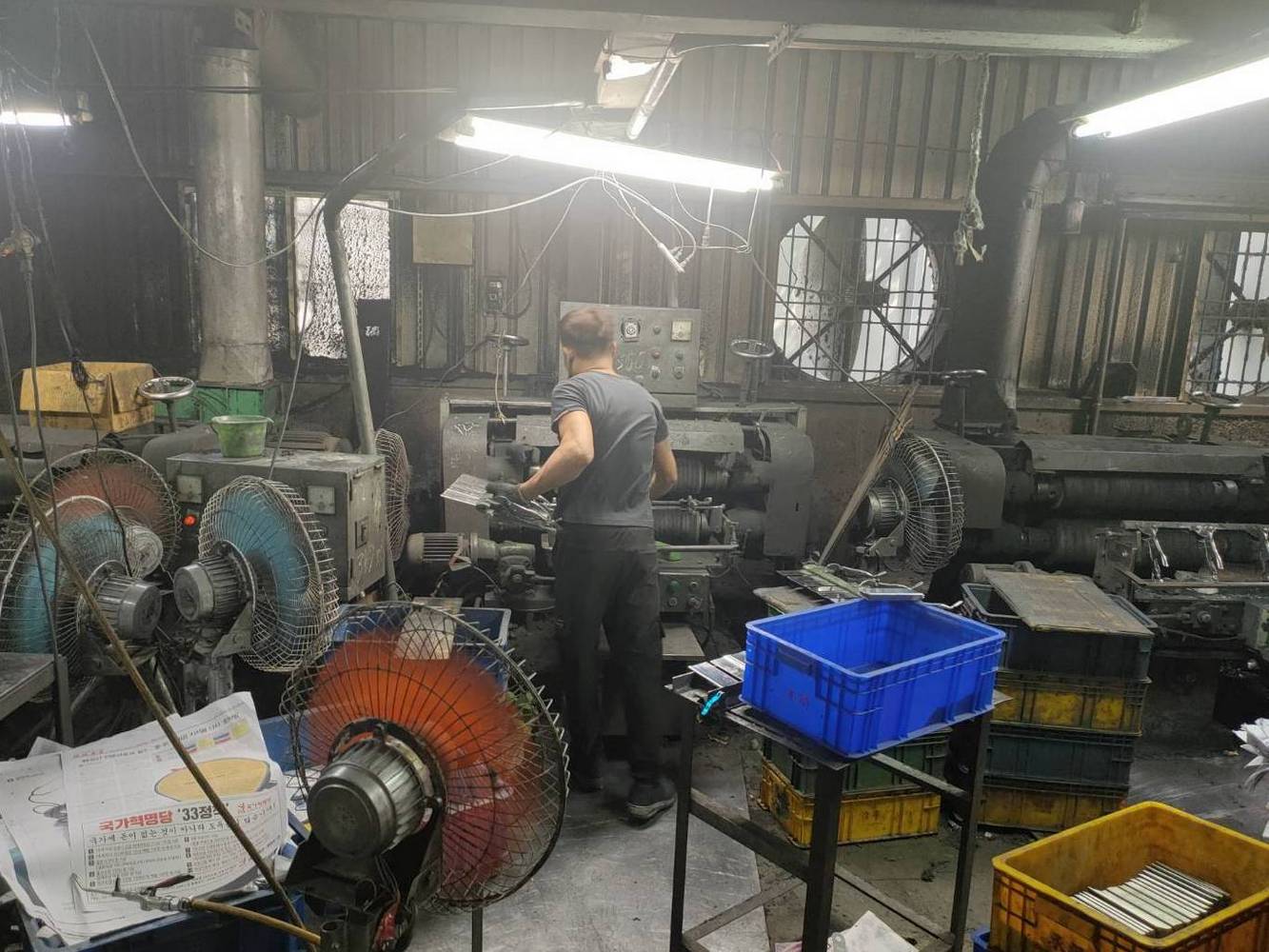 五金表面清洗研磨拋光