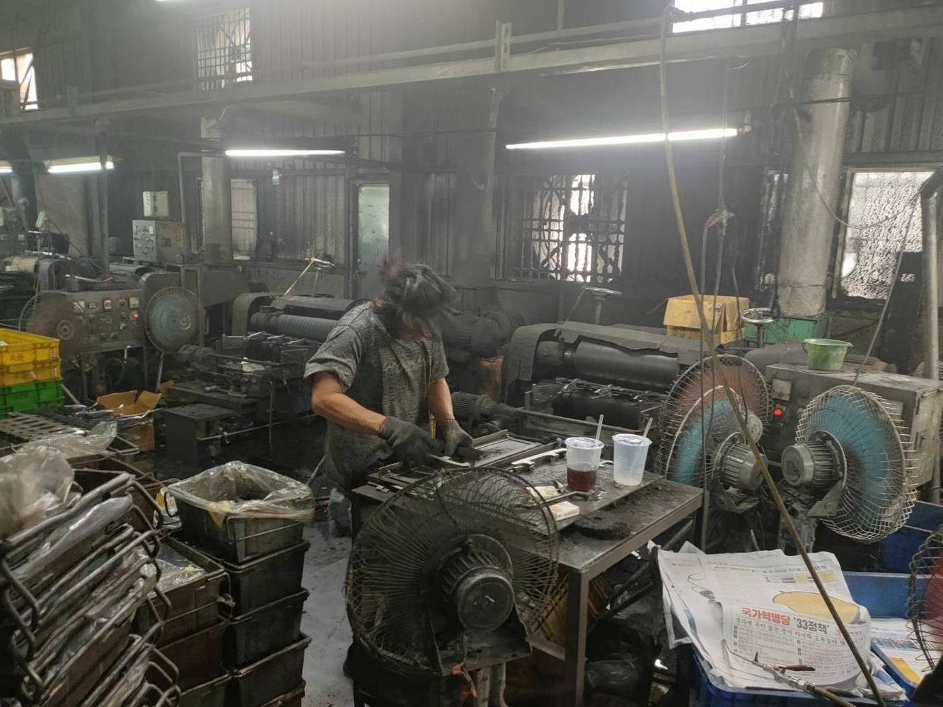 金屬五金表面清洗研磨加工