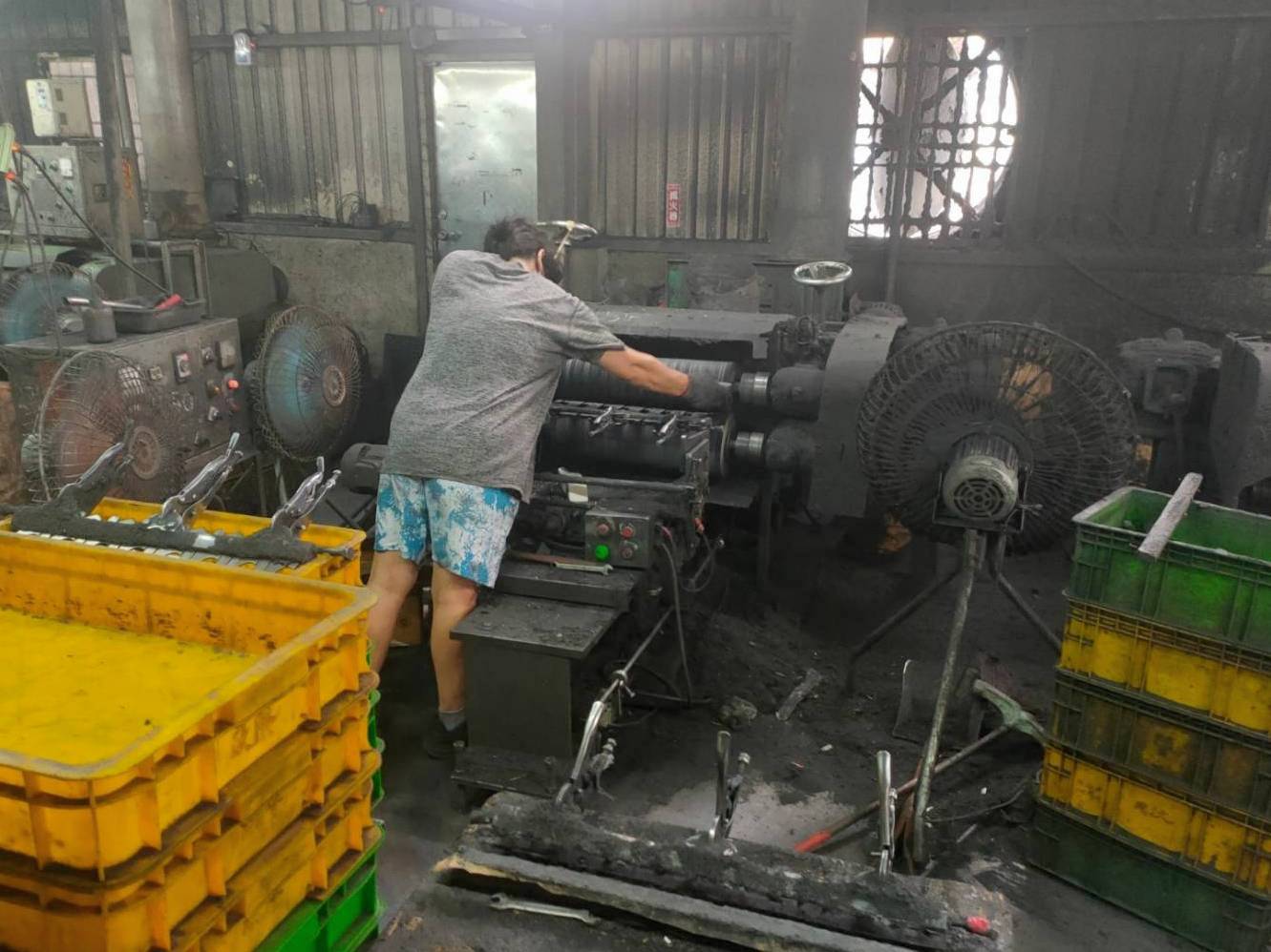 金屬五金表面研磨