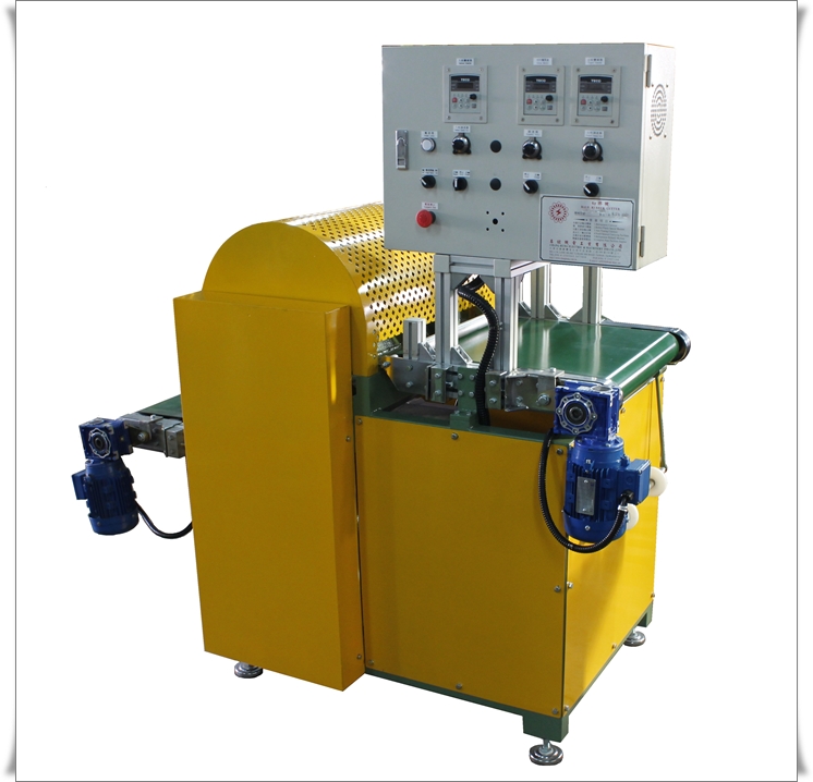 輕型旋轉式裁切機