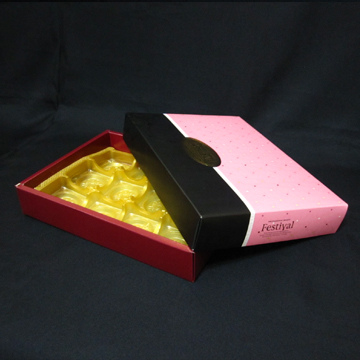 慶典12粒蛋黃酥