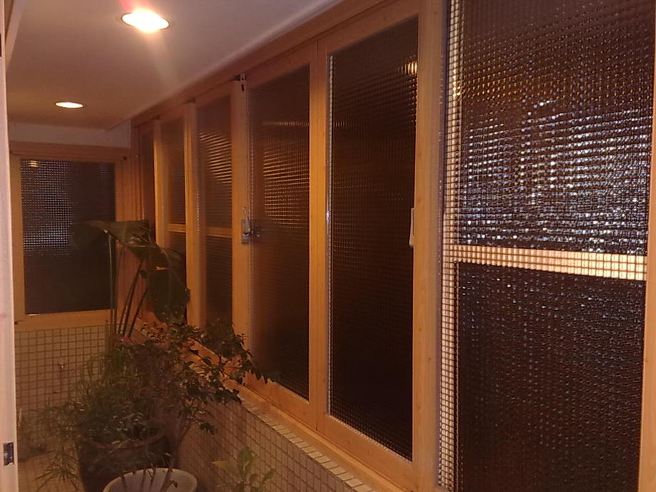 門窗施工-新生南路(木紋色)