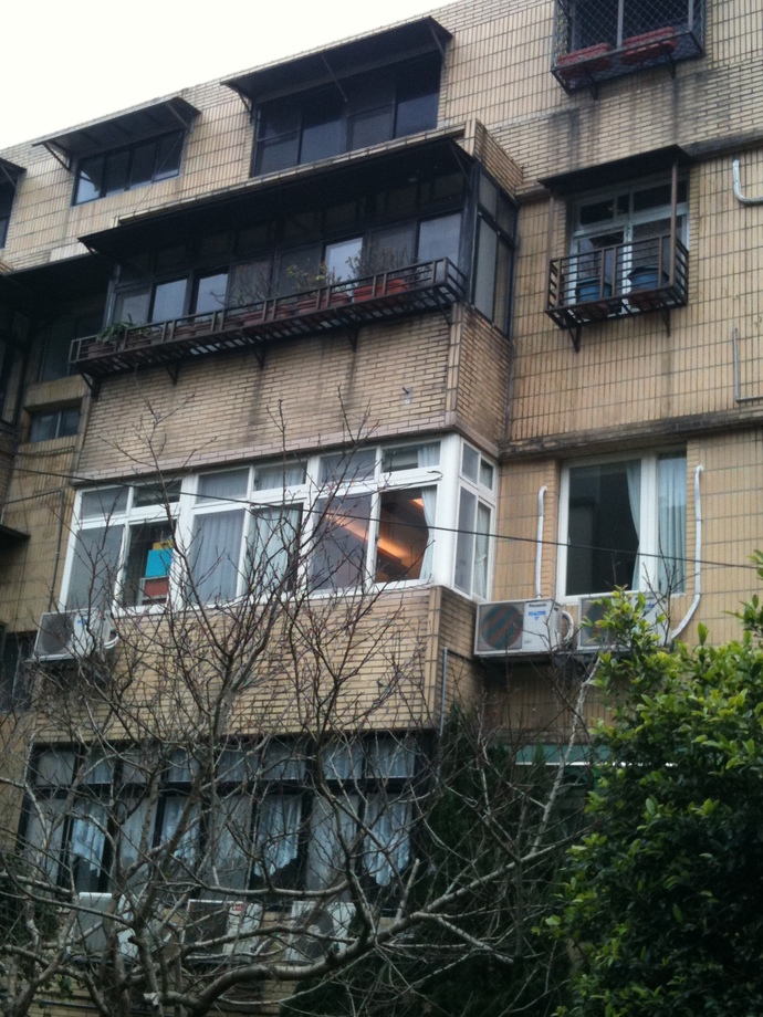 中社路戶外遮雨棚