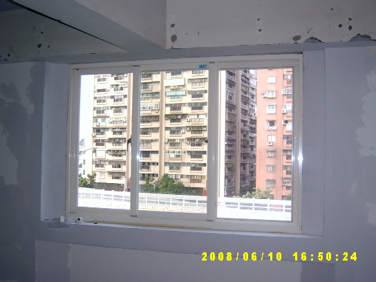 門窗施工-台北市建國南路