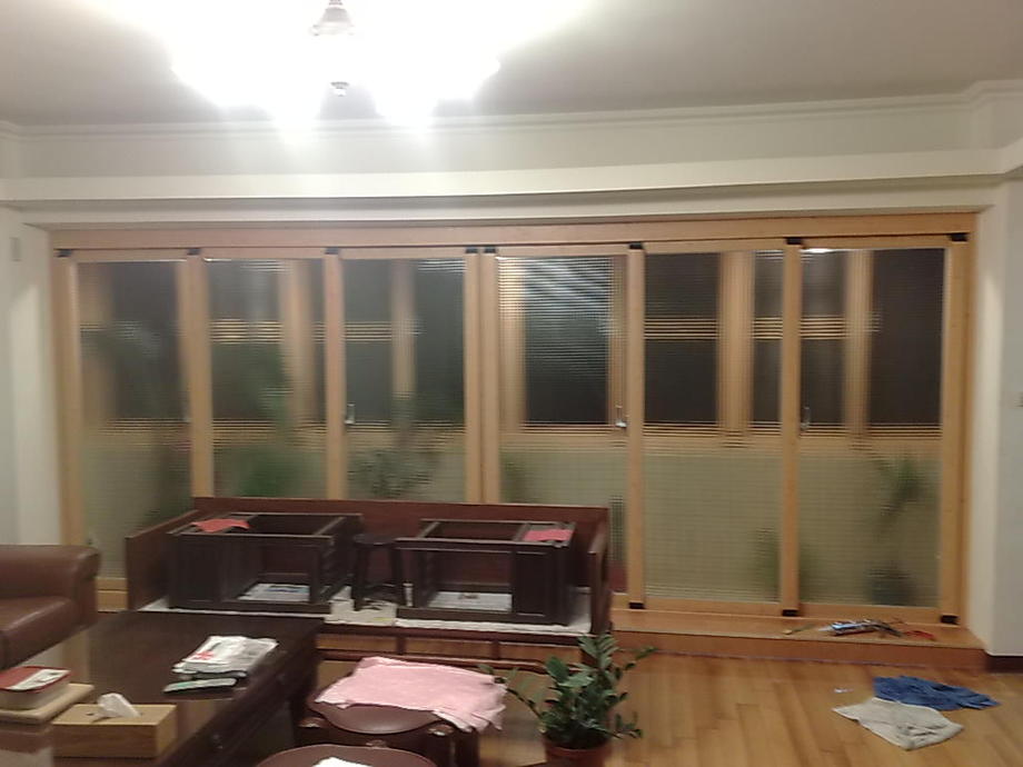 門窗施工-新生南路(木紋色)