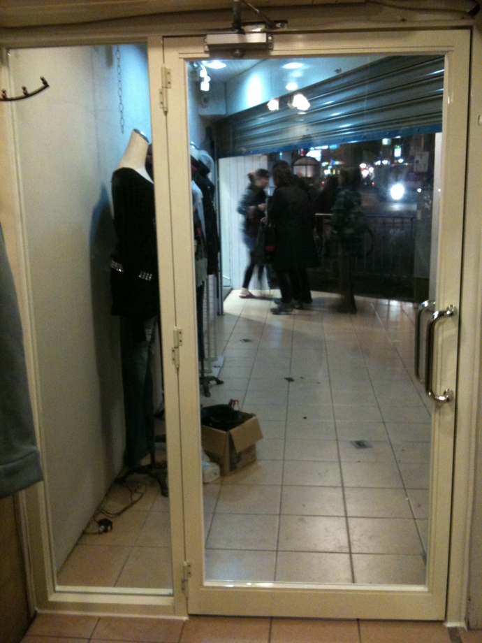 竹林路店面門施工