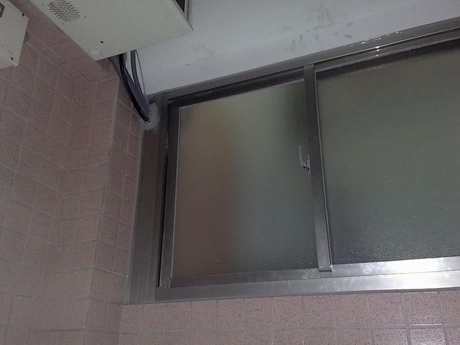 鋁窗施工-中華技術學院(竹東分校)