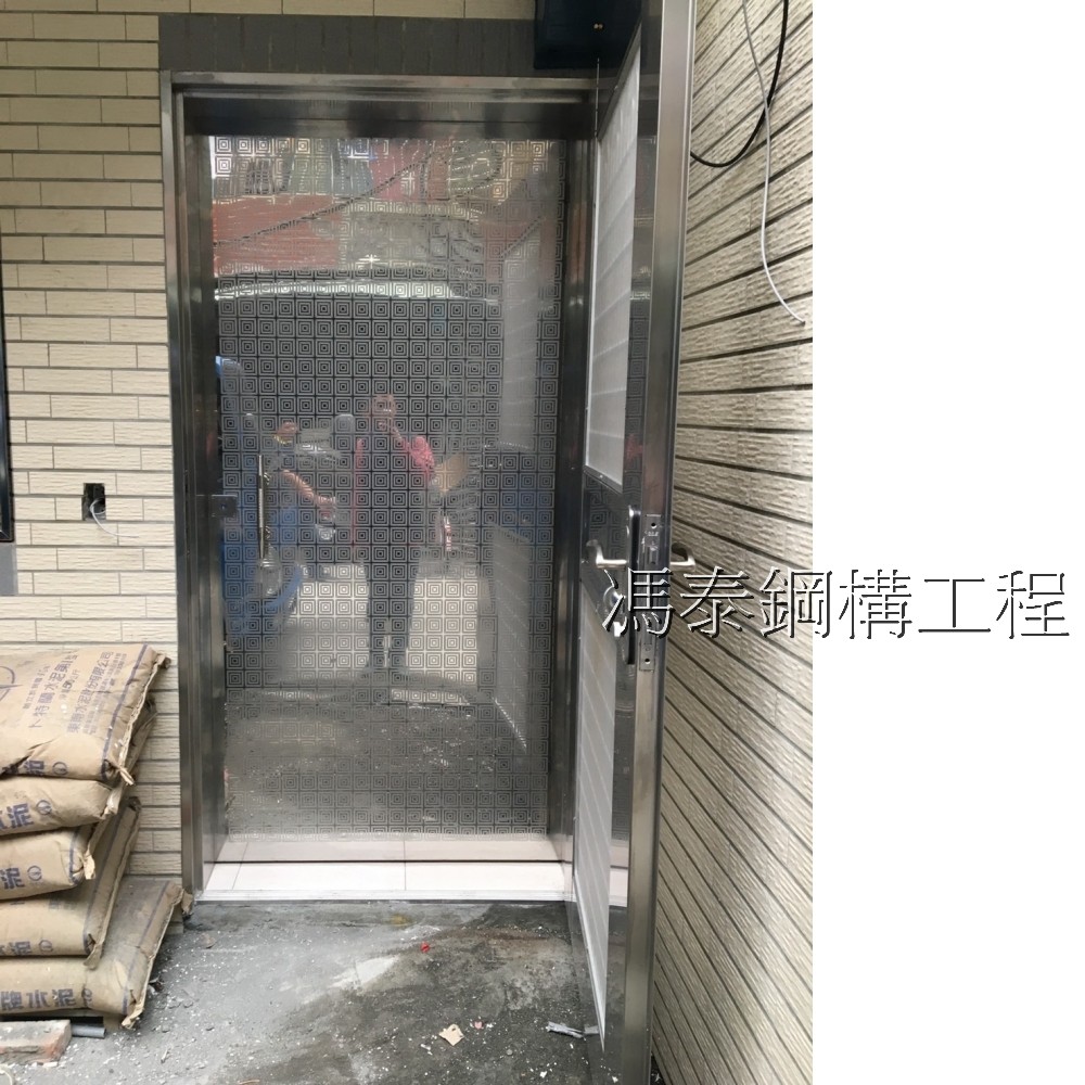 白鐵門安裝價格