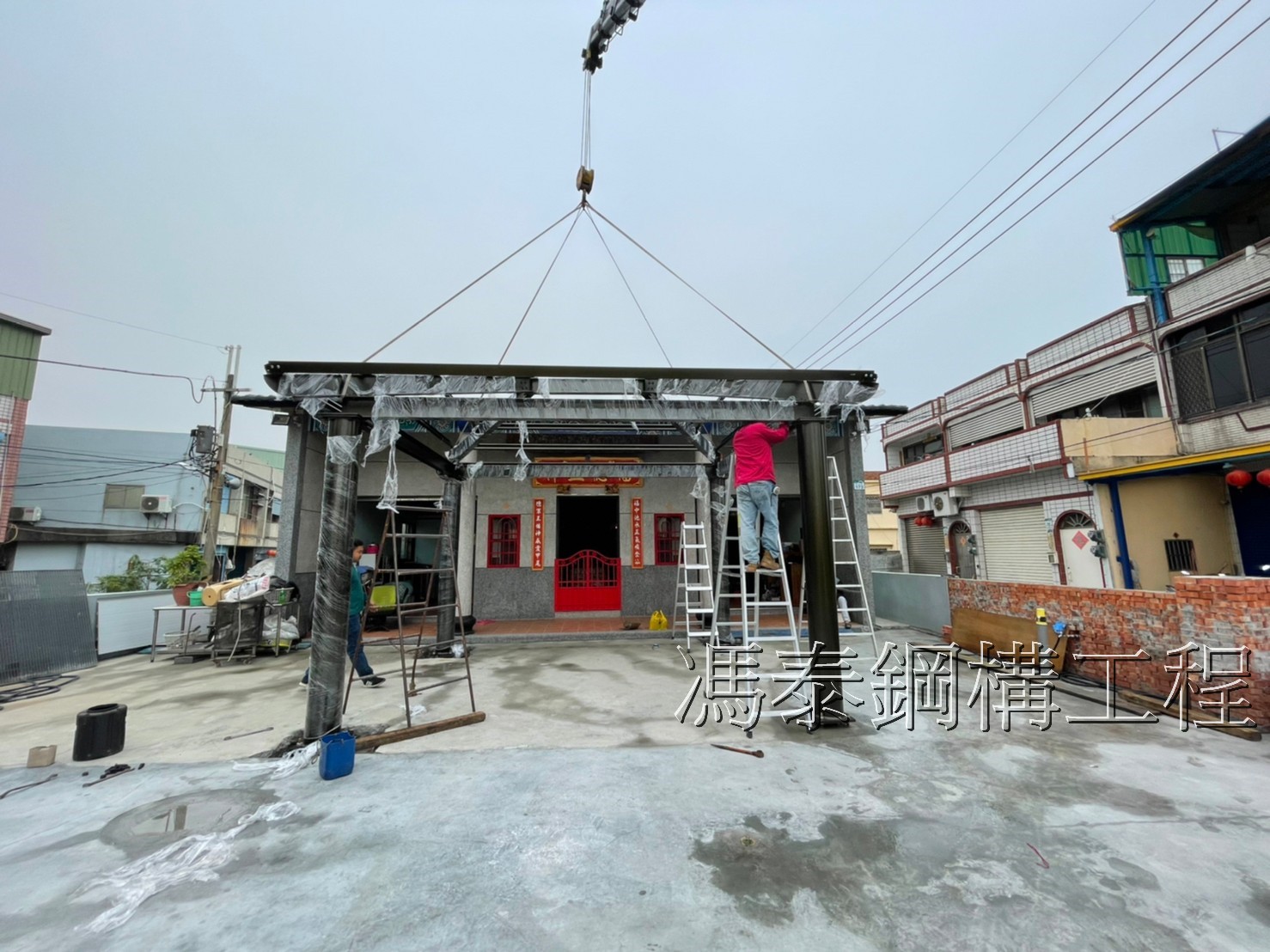 不鏽鋼琉璃鋼瓦