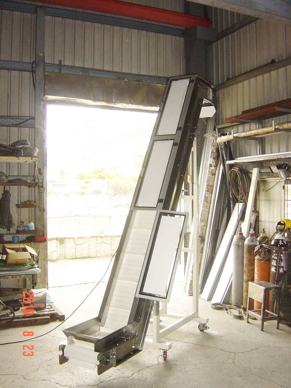 塑鋼網帶輸送機