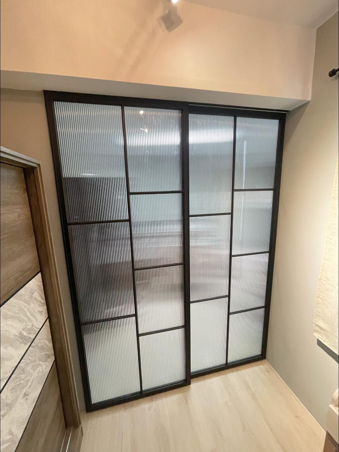 屏東縣車城鄉仁愛路案-快拆式懸吊門