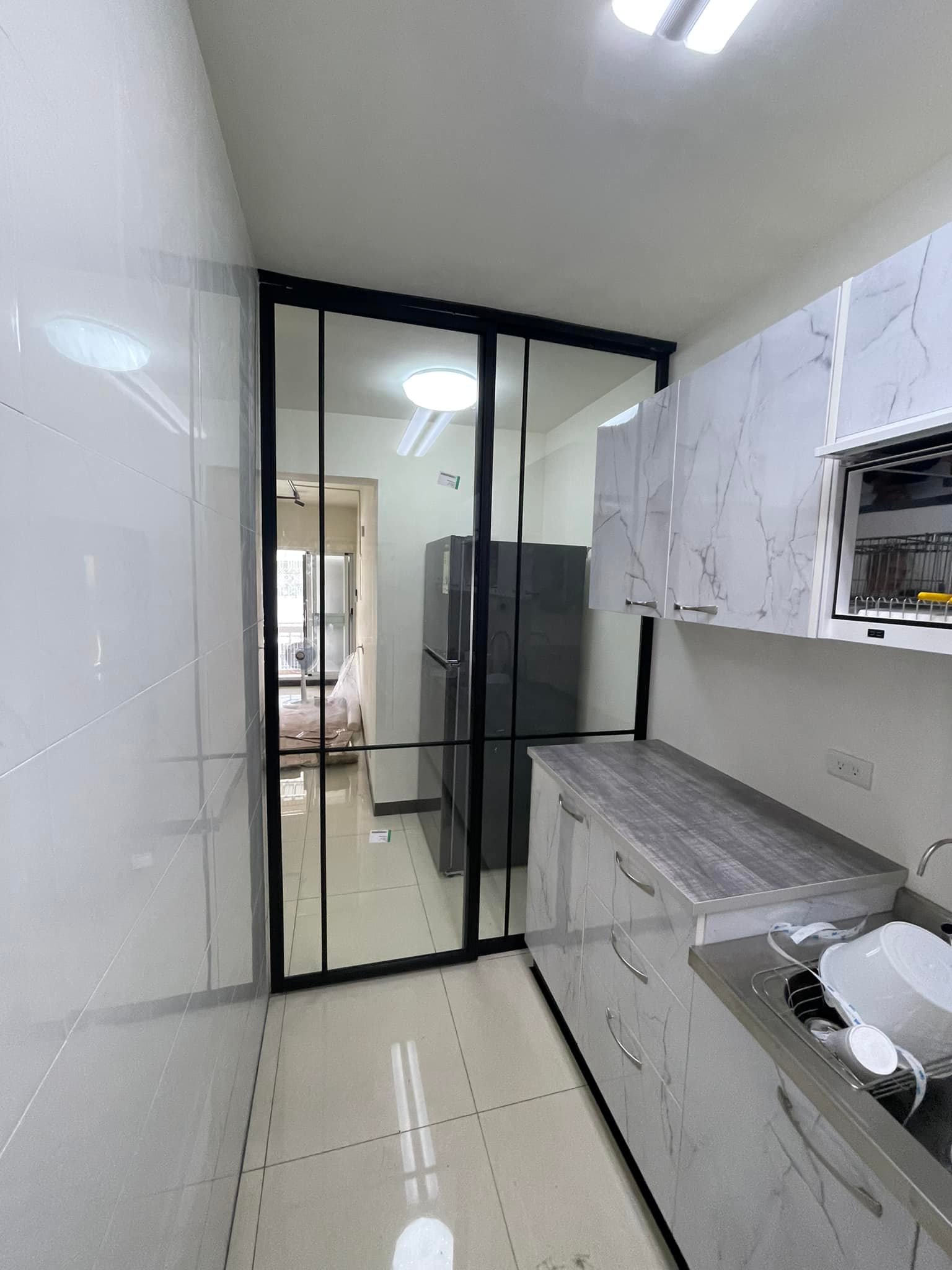 苓雅區廣東二街案-懸吊拉門