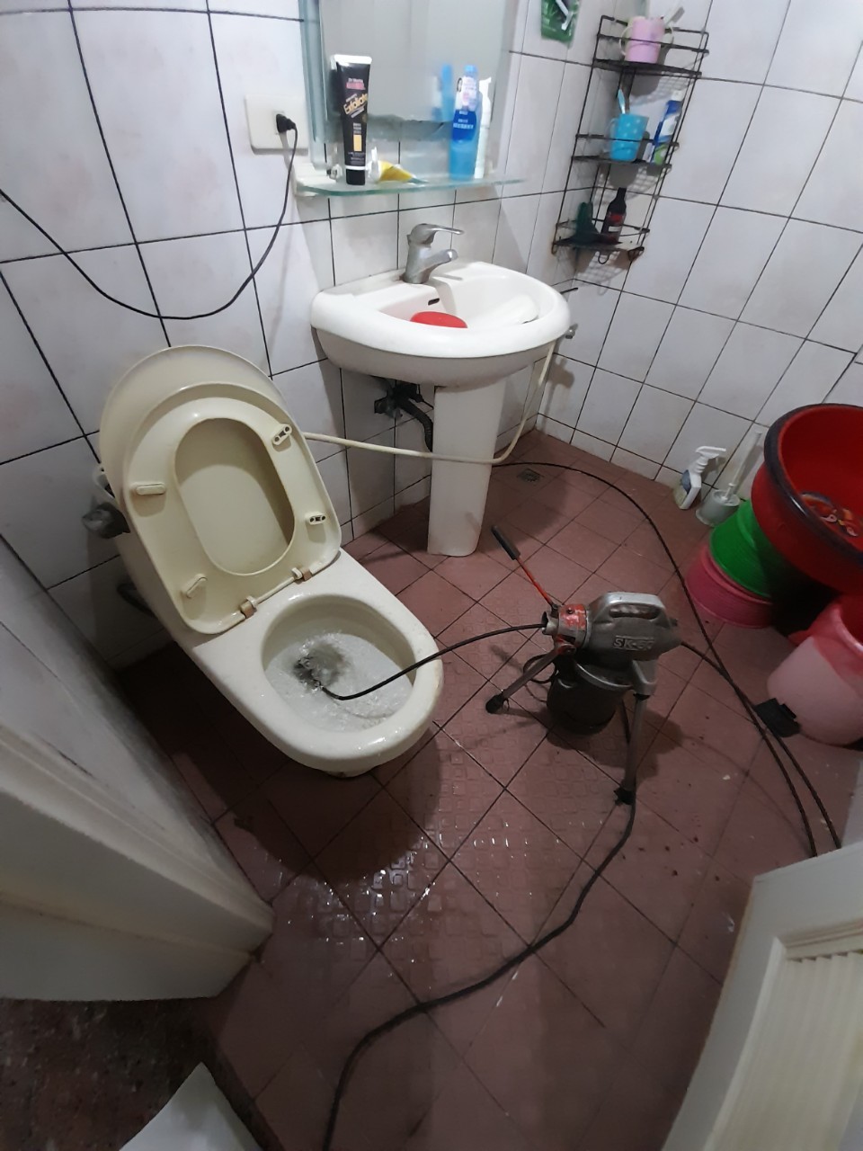 南區通馬桶,台中南區通馬桶,台中通馬桶,台中南區疏通馬桶