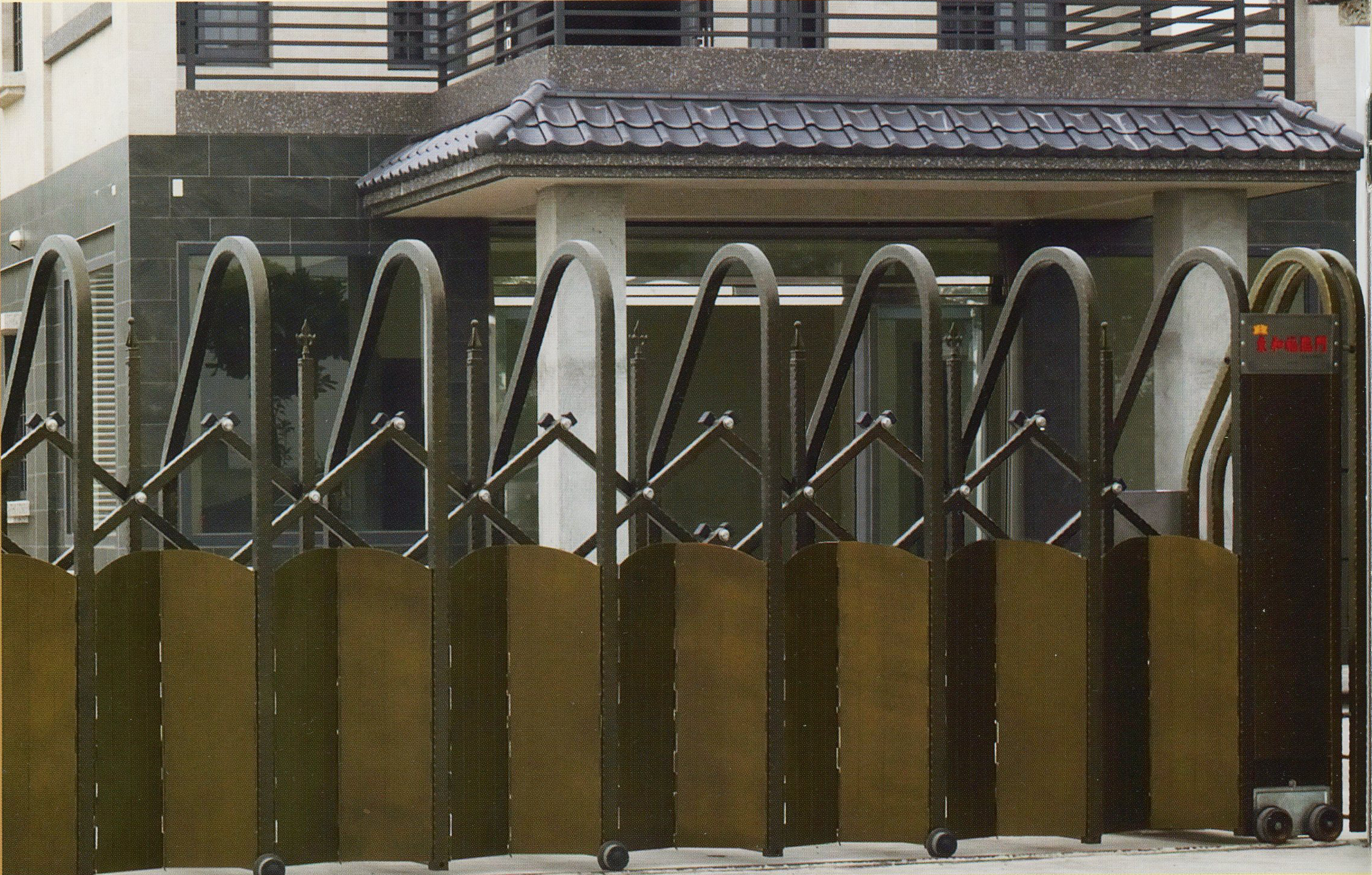 鍛造伸縮門770型