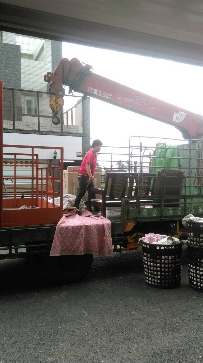 福鑫企業社-專業搬家