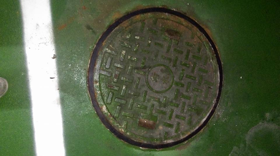 人孔蓋除臭膠條更換