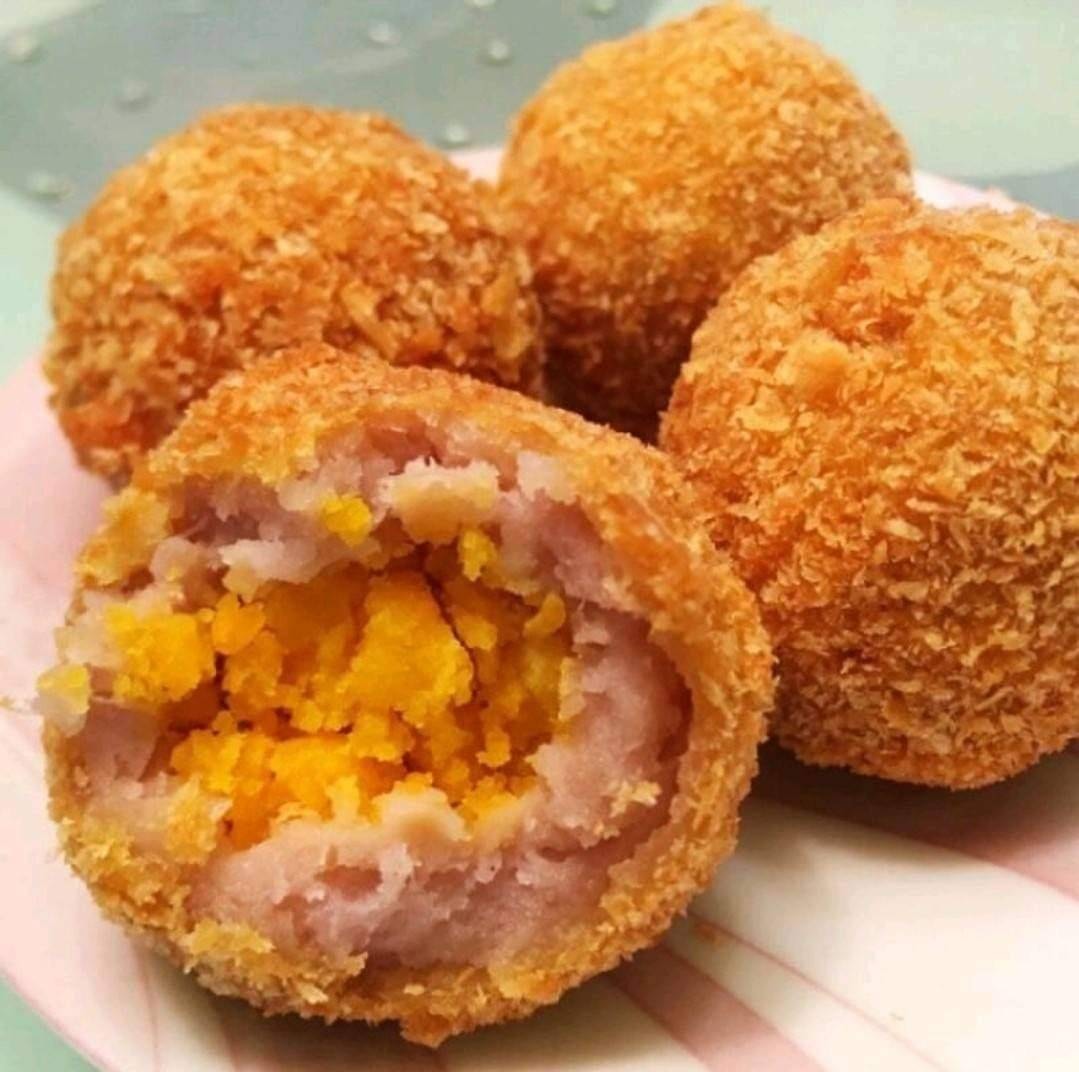 酥炸蛋黃芋丸