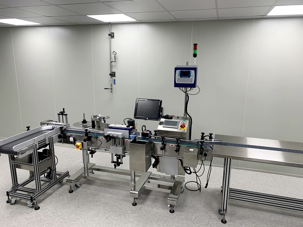 貼標機+輸送帶工作桌