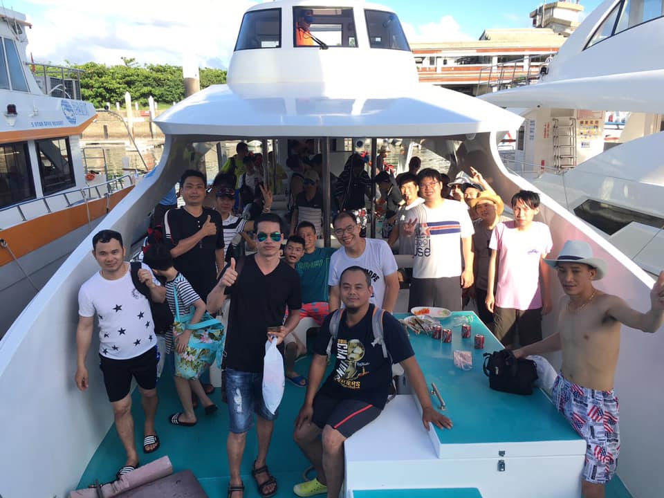 墾丁遊艇出遊