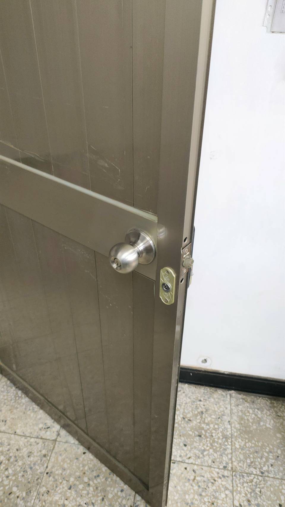 大林門鎖施工前