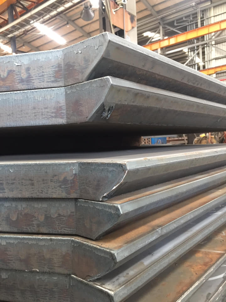超厚板折彎展示-60mm和40mm黑鐵04