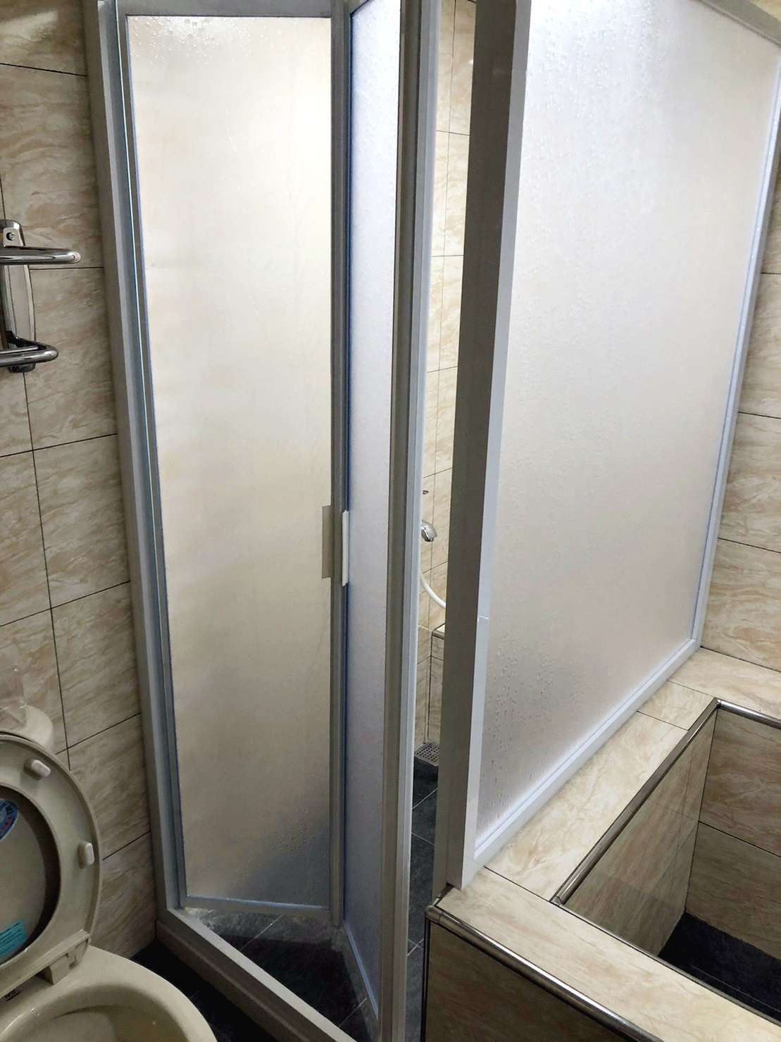 浴室整新/磁磚舖設