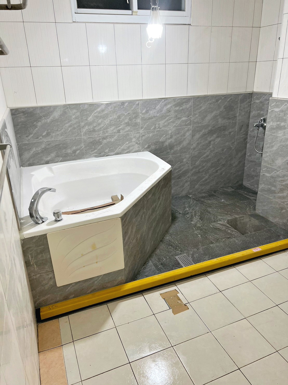 浴室整新/磁磚舖設