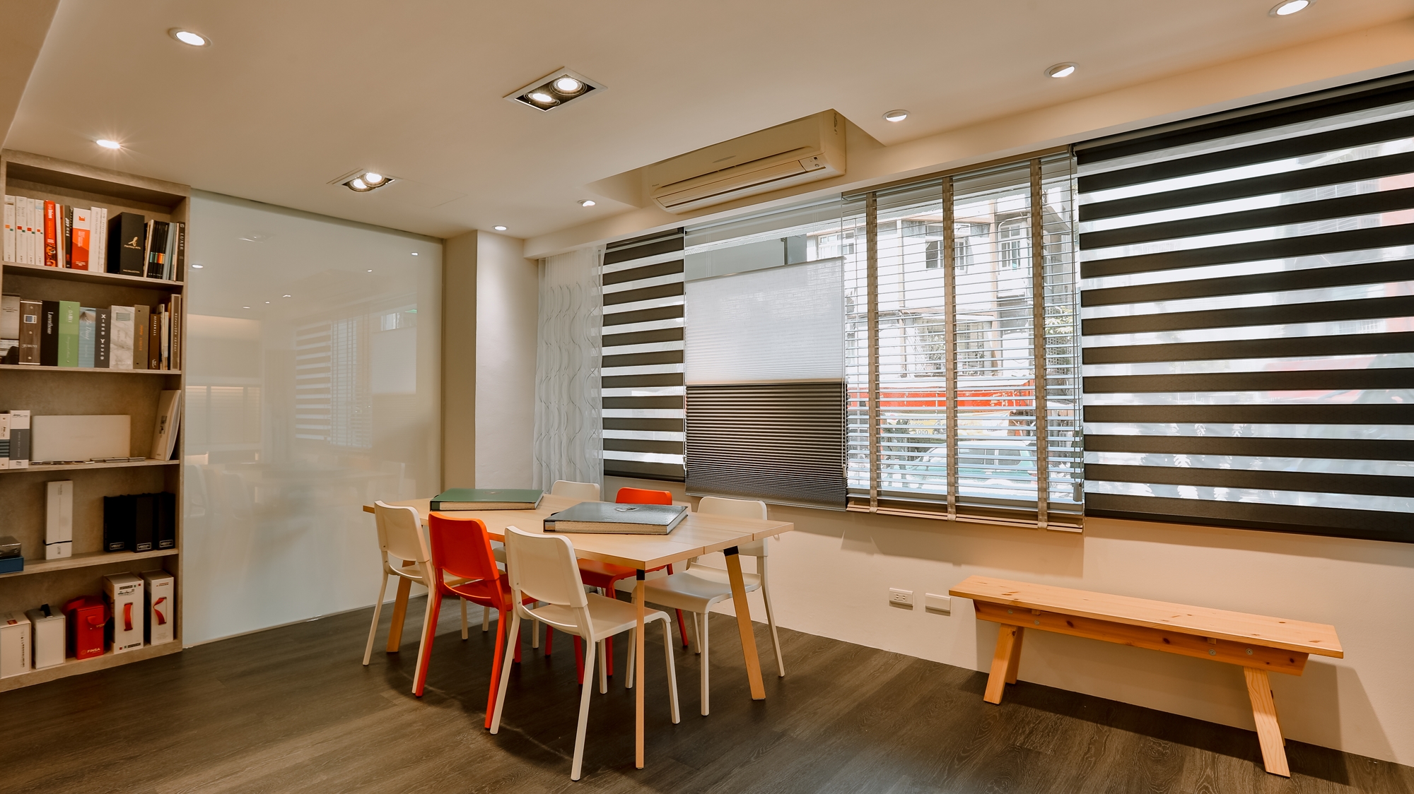 Arts雅集飾窗簾.壁紙專賣店