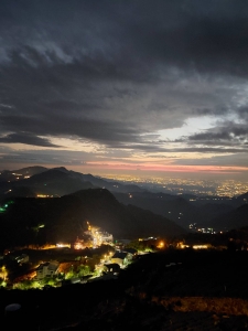 小佑嘉義包車旅遊-客運、公車