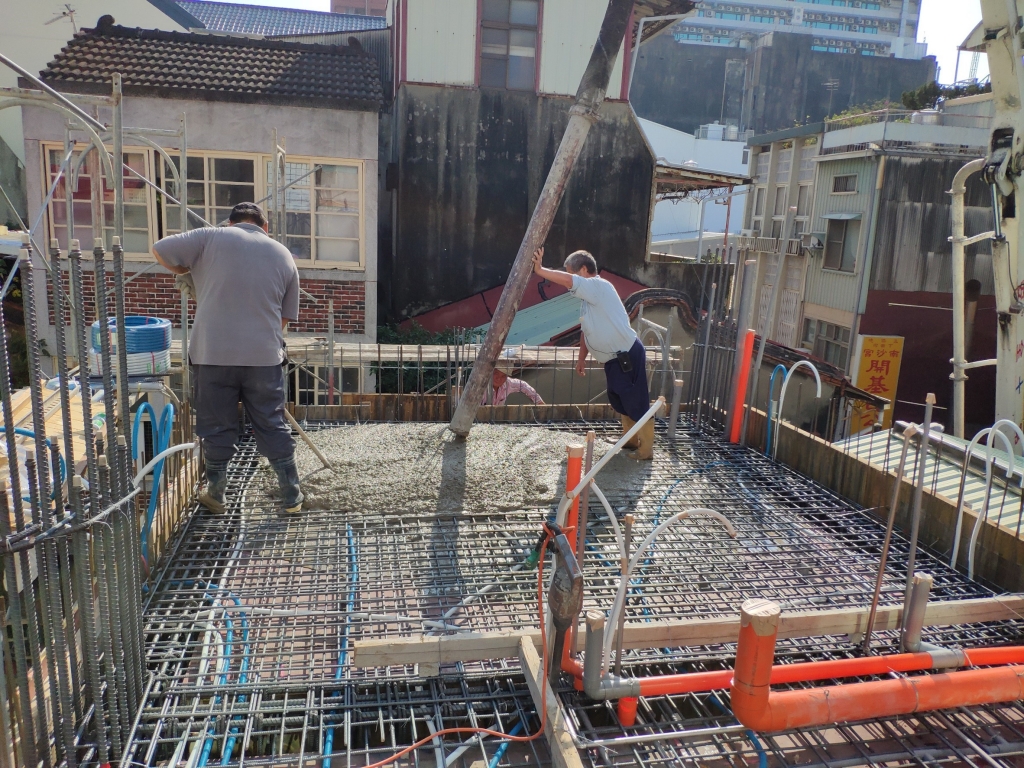 地樑&樓層灌漿-5