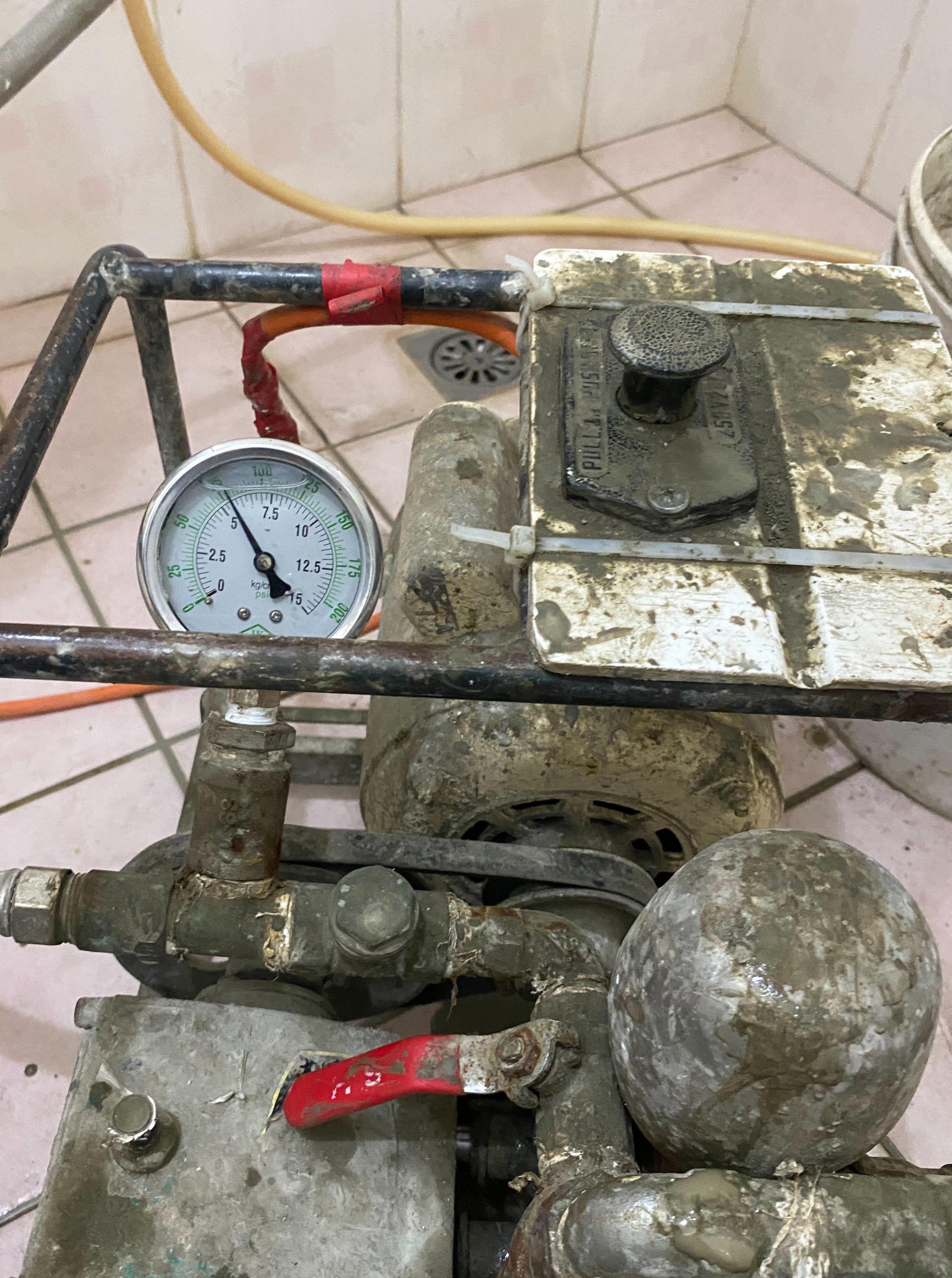 浴室抓漏防水施工