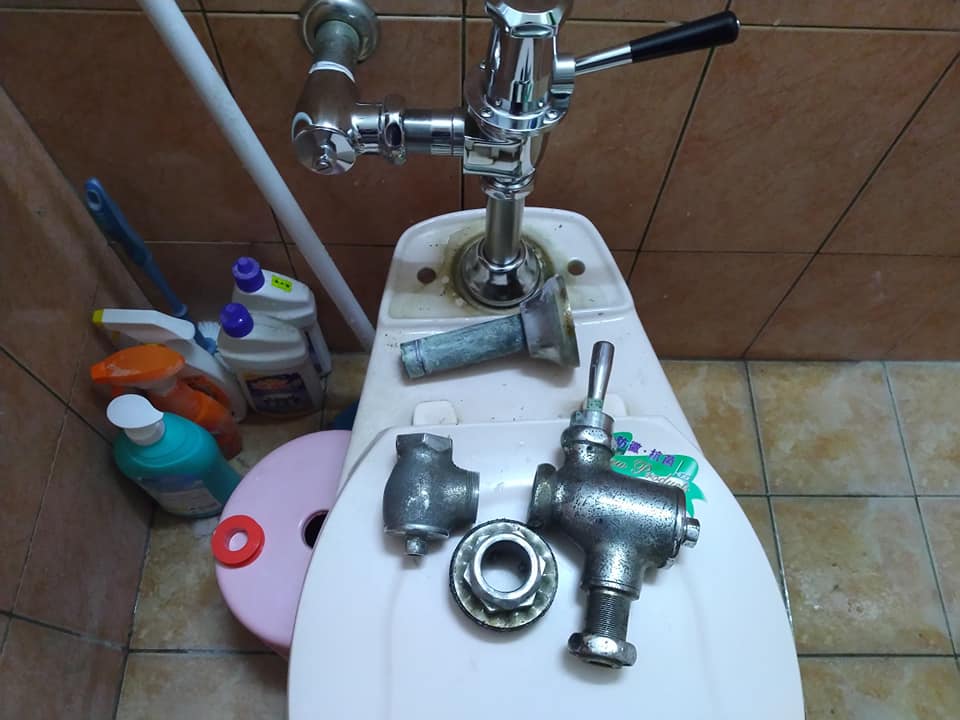 住宅新建,水電裝修,廠辦新建,冷氣裝修,室內規劃,油漆防水,房屋修繕,玻璃裝設,裝潢裝修