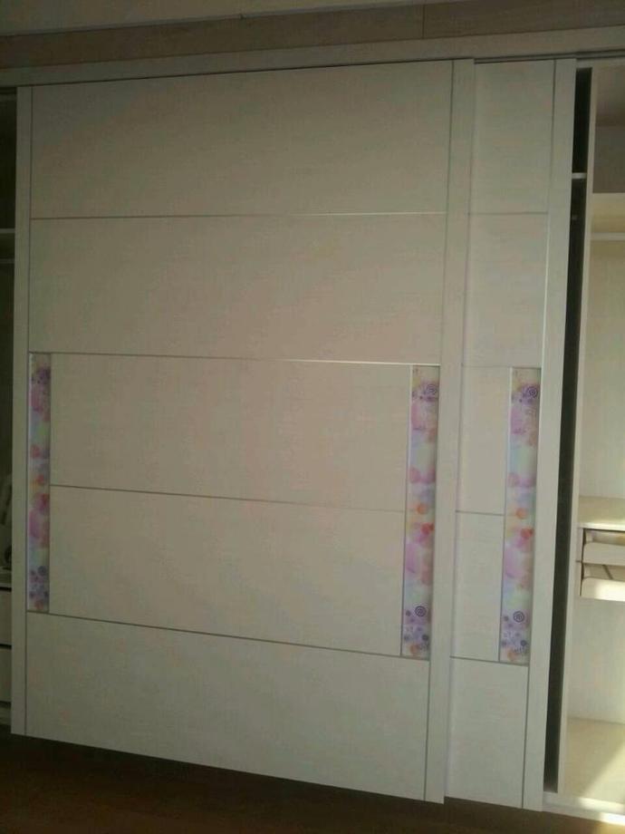 玻璃噴畫衣櫥門片