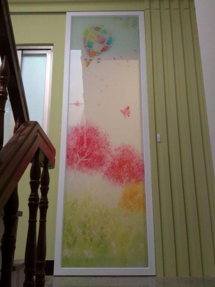 噴畫玻璃乾溼分離門