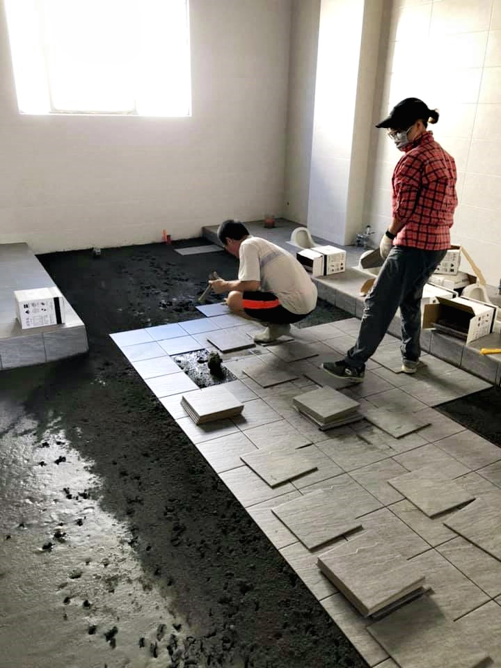 廁所翻新/磁磚舖設