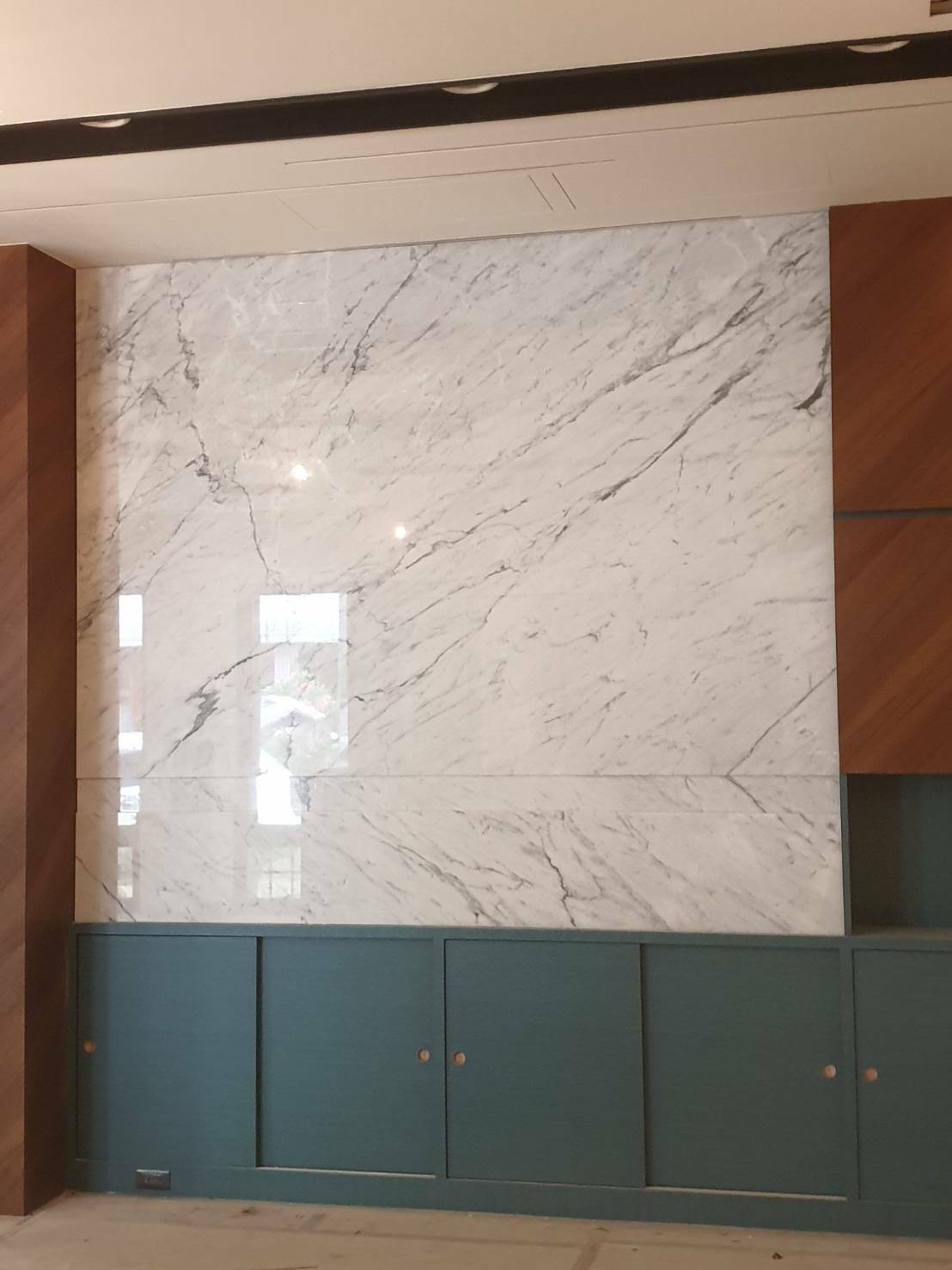 室內牆面大理石