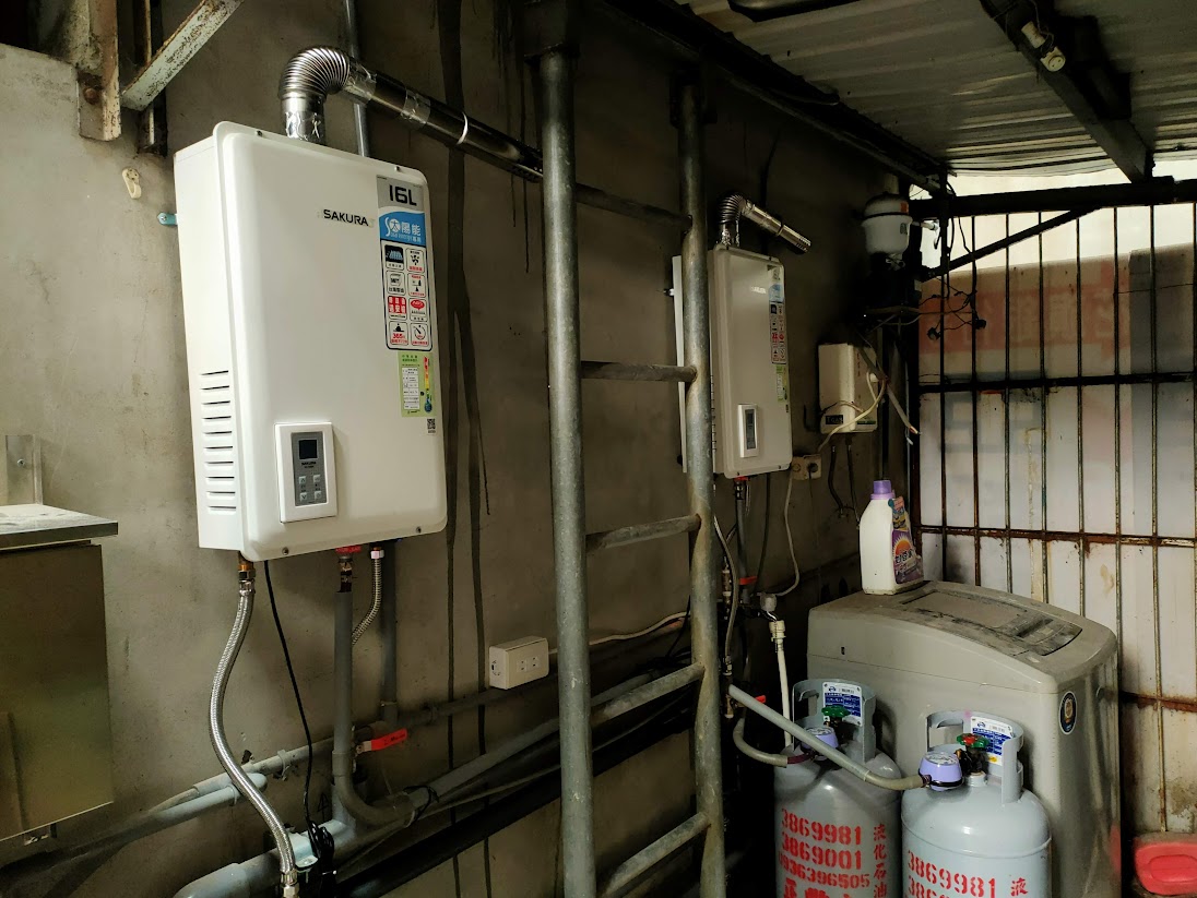 櫻花牌瓦斯熱水器15