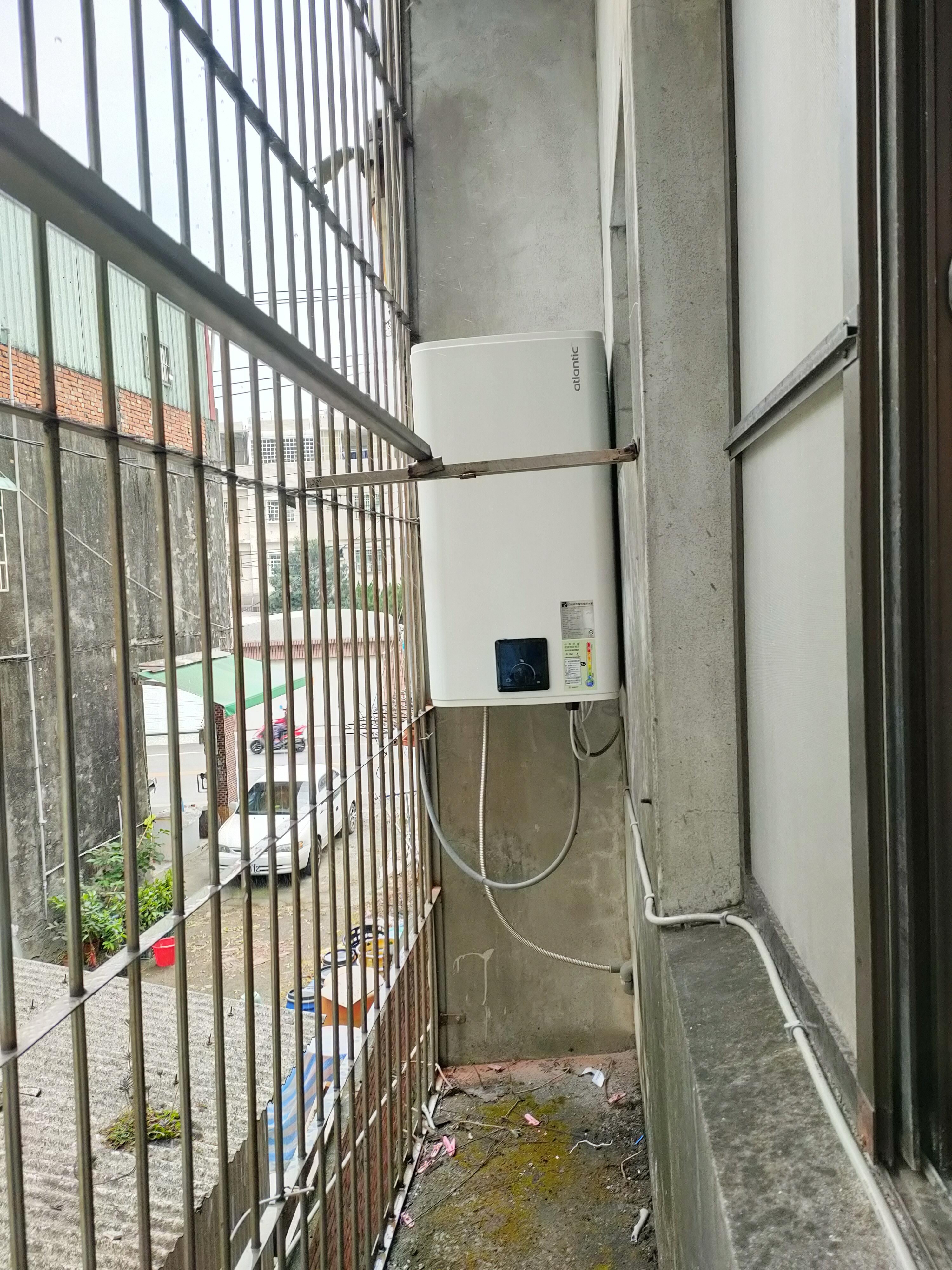 電熱水器