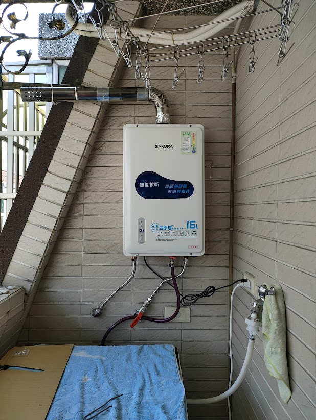 櫻花牌瓦斯熱水器8