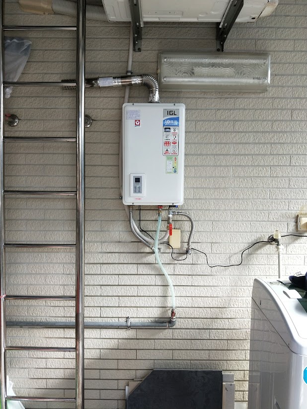 櫻花牌瓦斯熱水器1