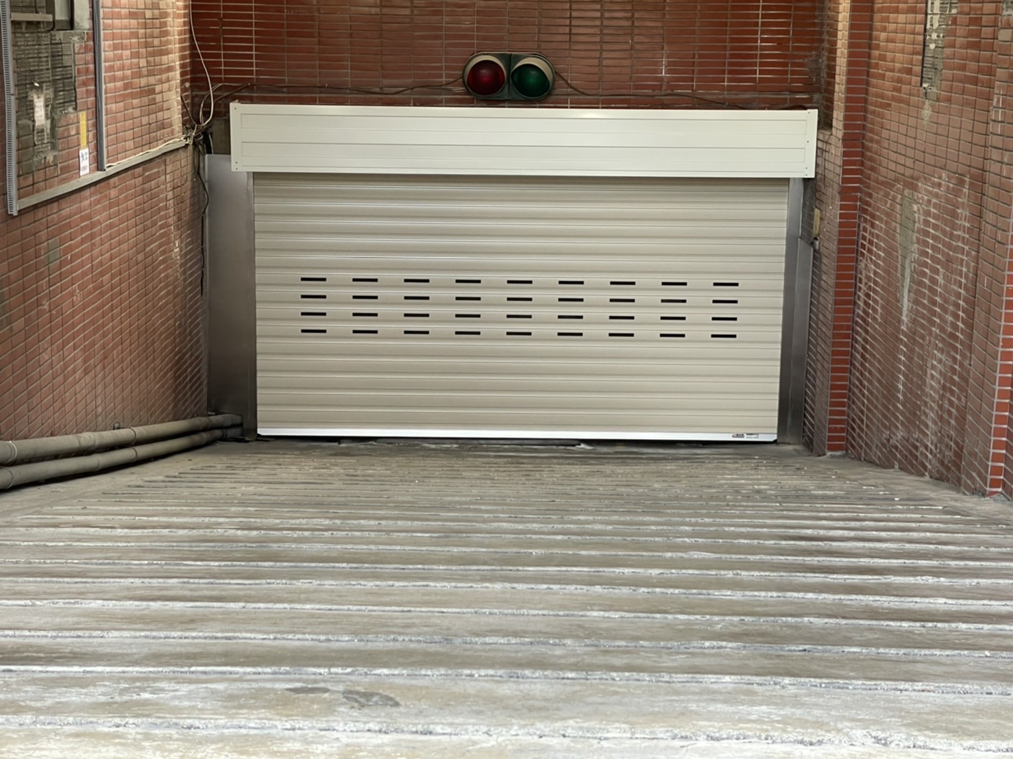 停車場快速捲門維修保養