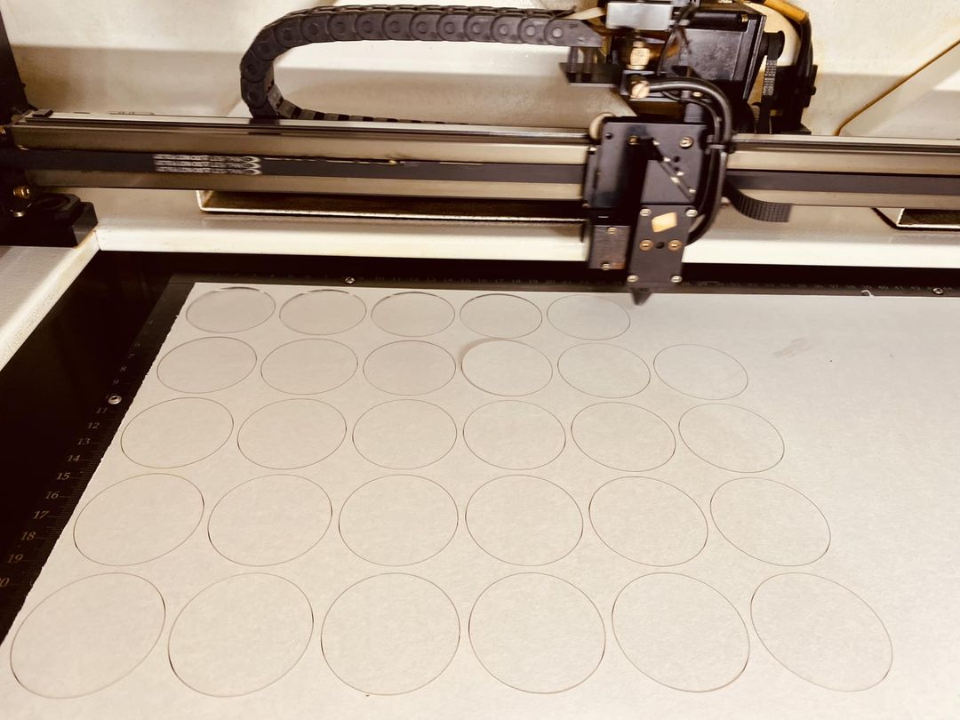 雷射切割-壓克力切割