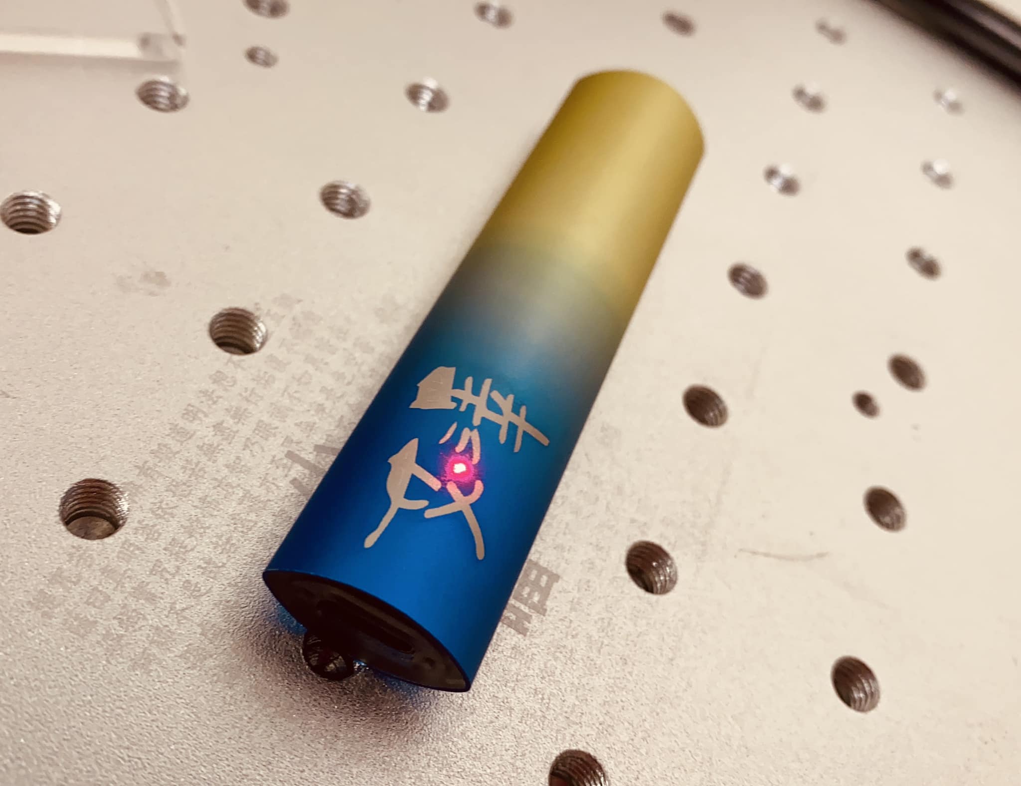 電子菸器具雷雕