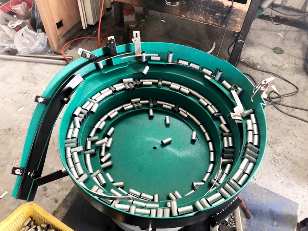 鋁製品整列輸送加工-送料機