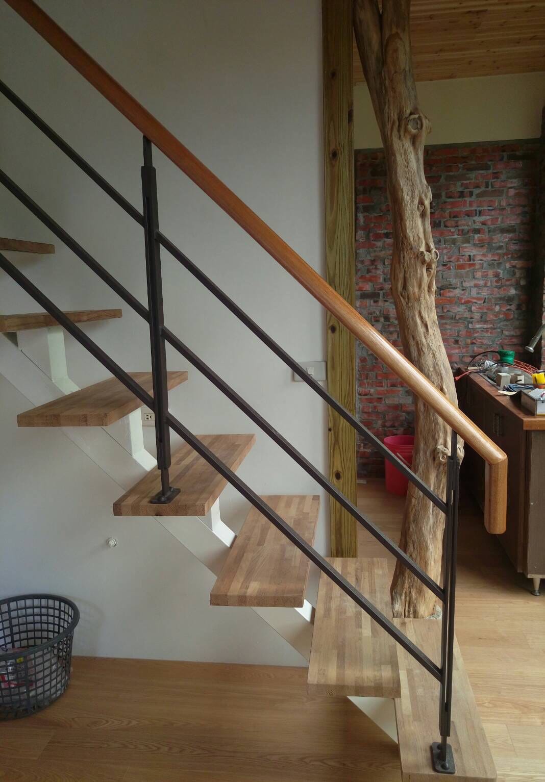 櫸木扶手+日式鐵件